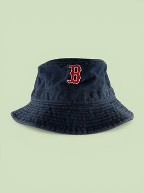 Twins Enterprise NWOT Baby/Infant Genuine Boston Red Sox Bucket Hat